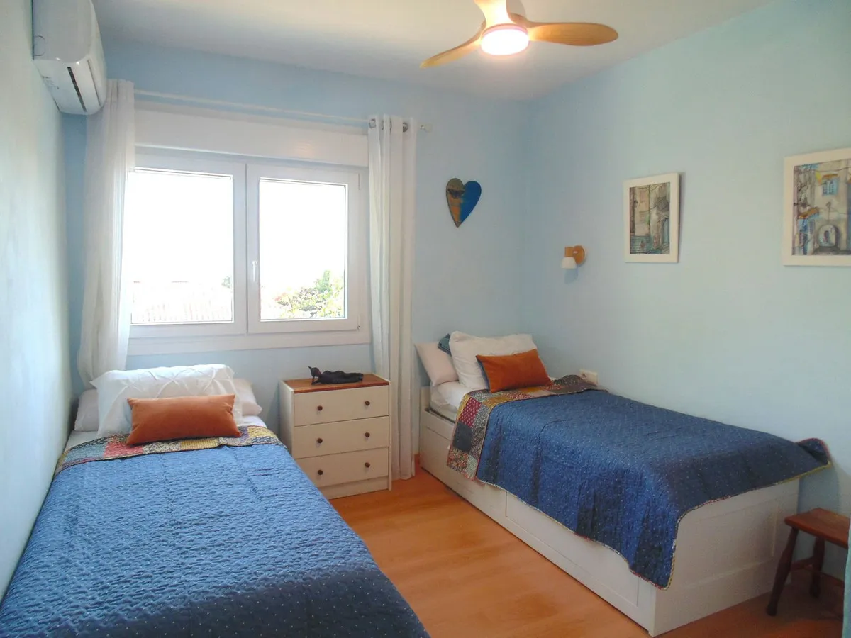 8393026b-719e-4c1e-8334-b39d9c351265