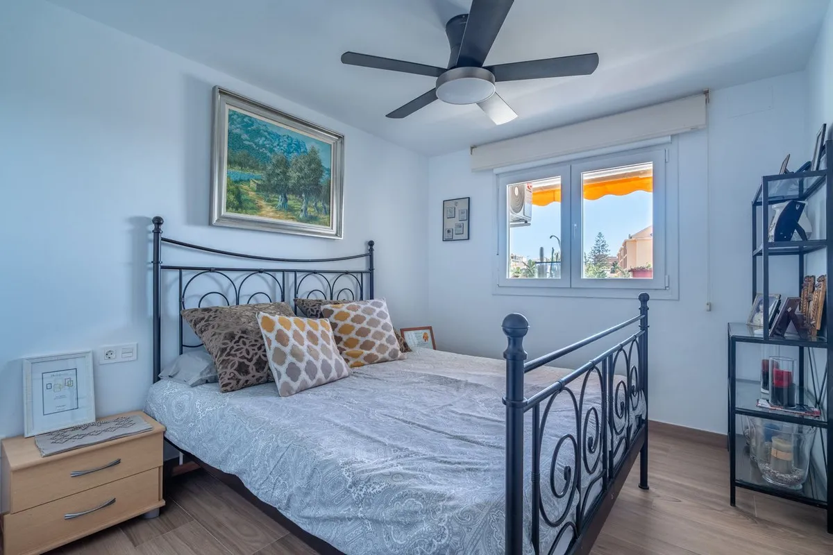 229197e9-5d15-408f-81eb-d30086a3ac36