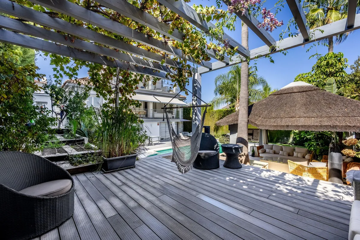 aa67304e-fc72-4b32-a7fb-04890da538c7