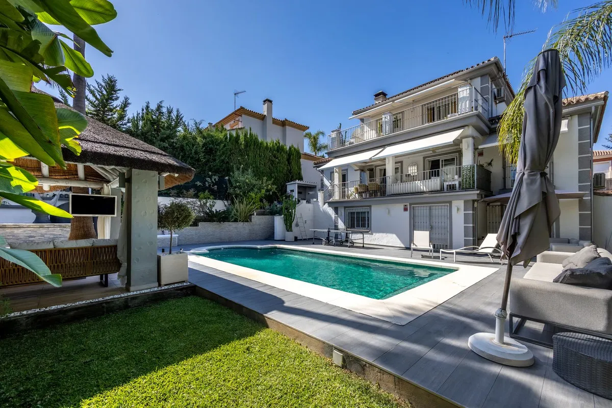 b59ff953-da1e-4e1f-a9c8-bb5d6ccf514a