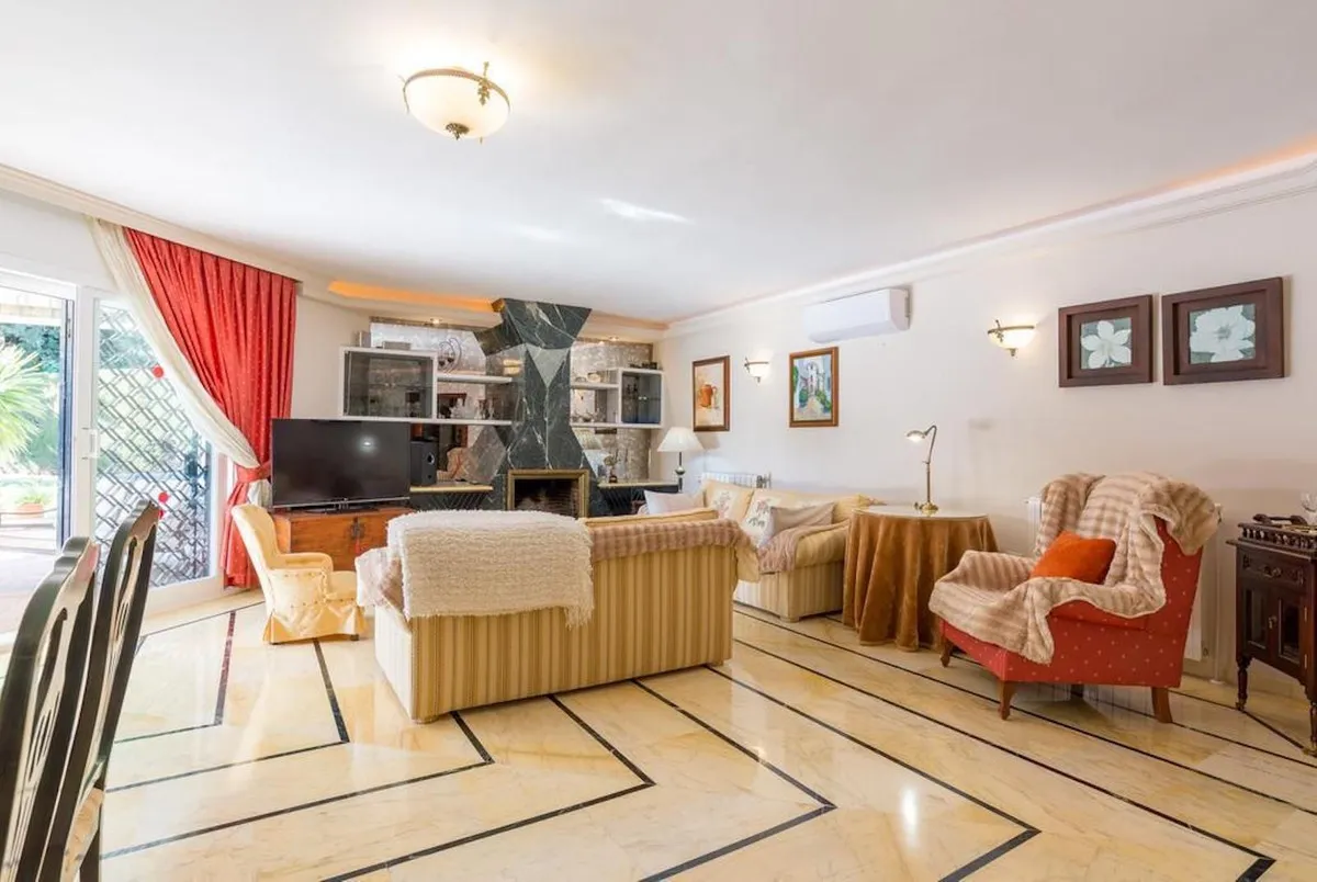 6ef11921-f95e-4bb0-a137-1842cc7ed573