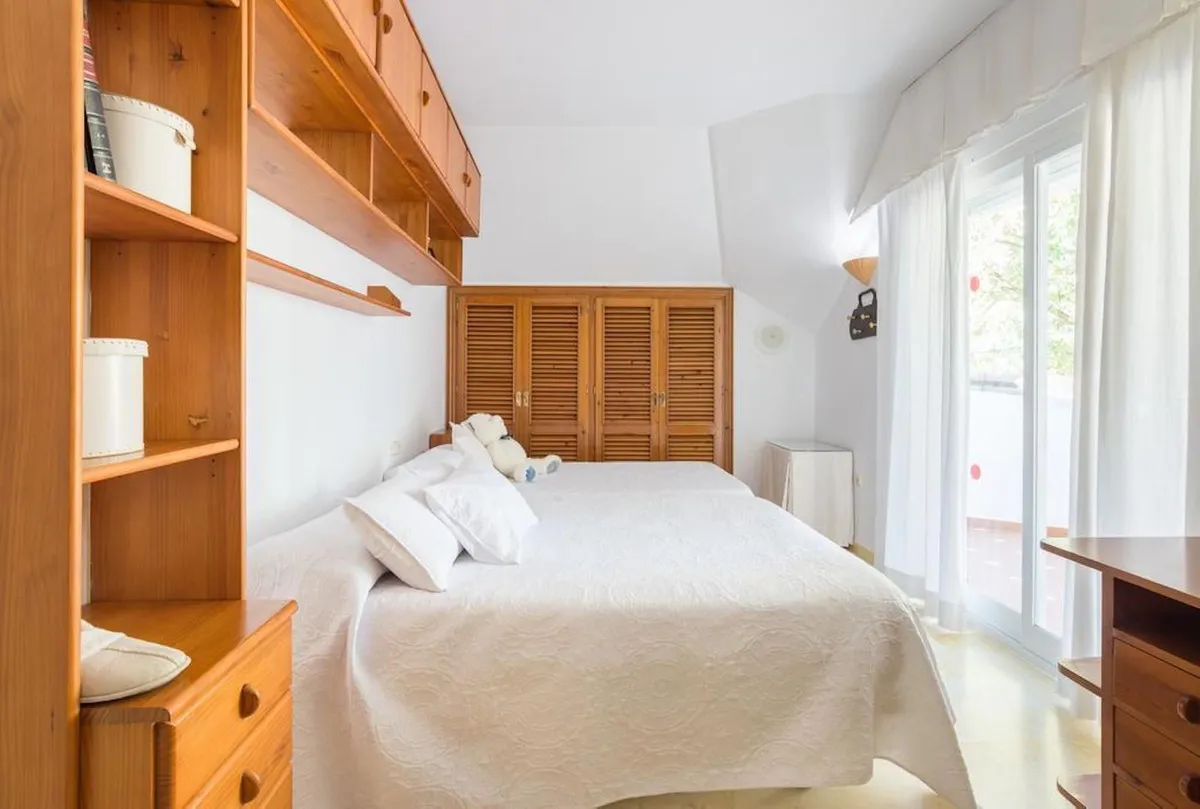 fa599169-1cd0-42b8-96f5-8756a41823ff