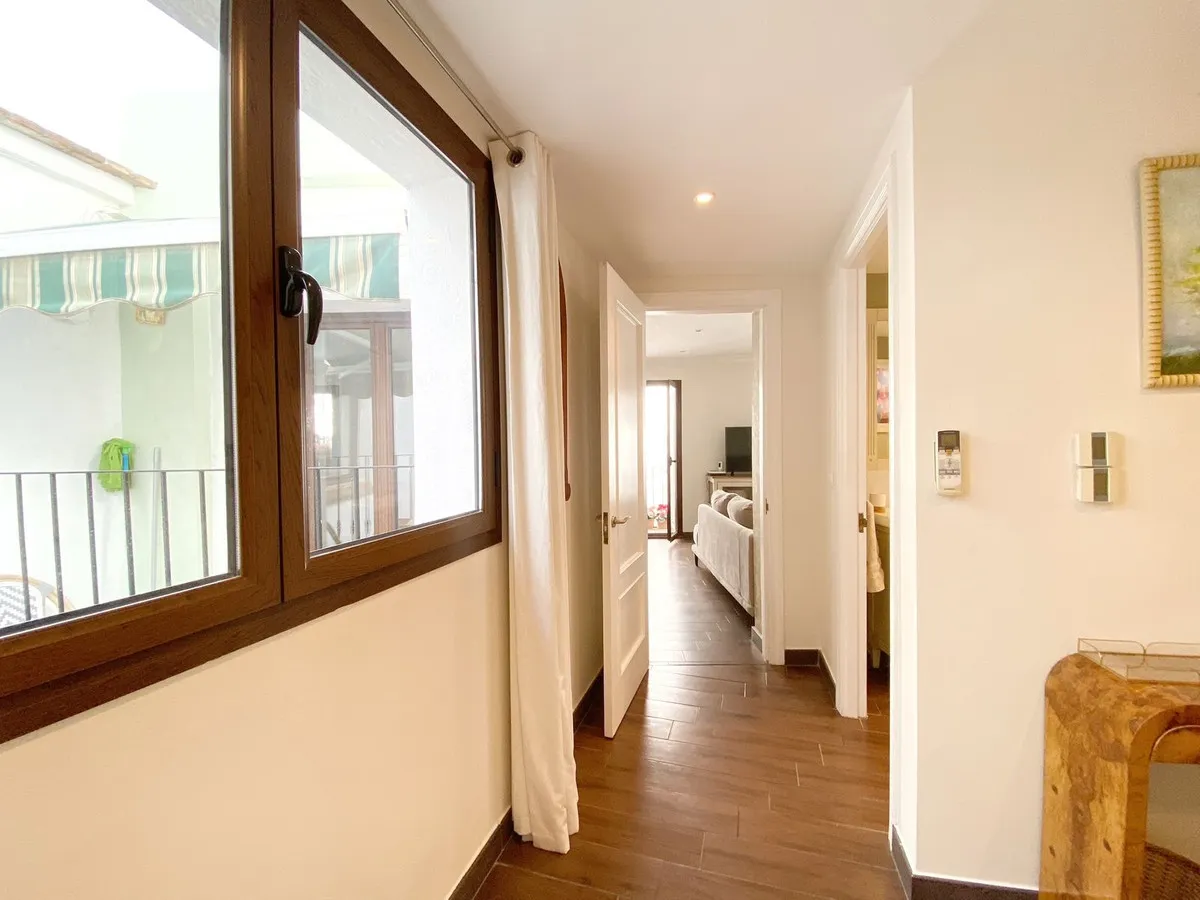 18490980-25bf-449e-8838-981530a981ee