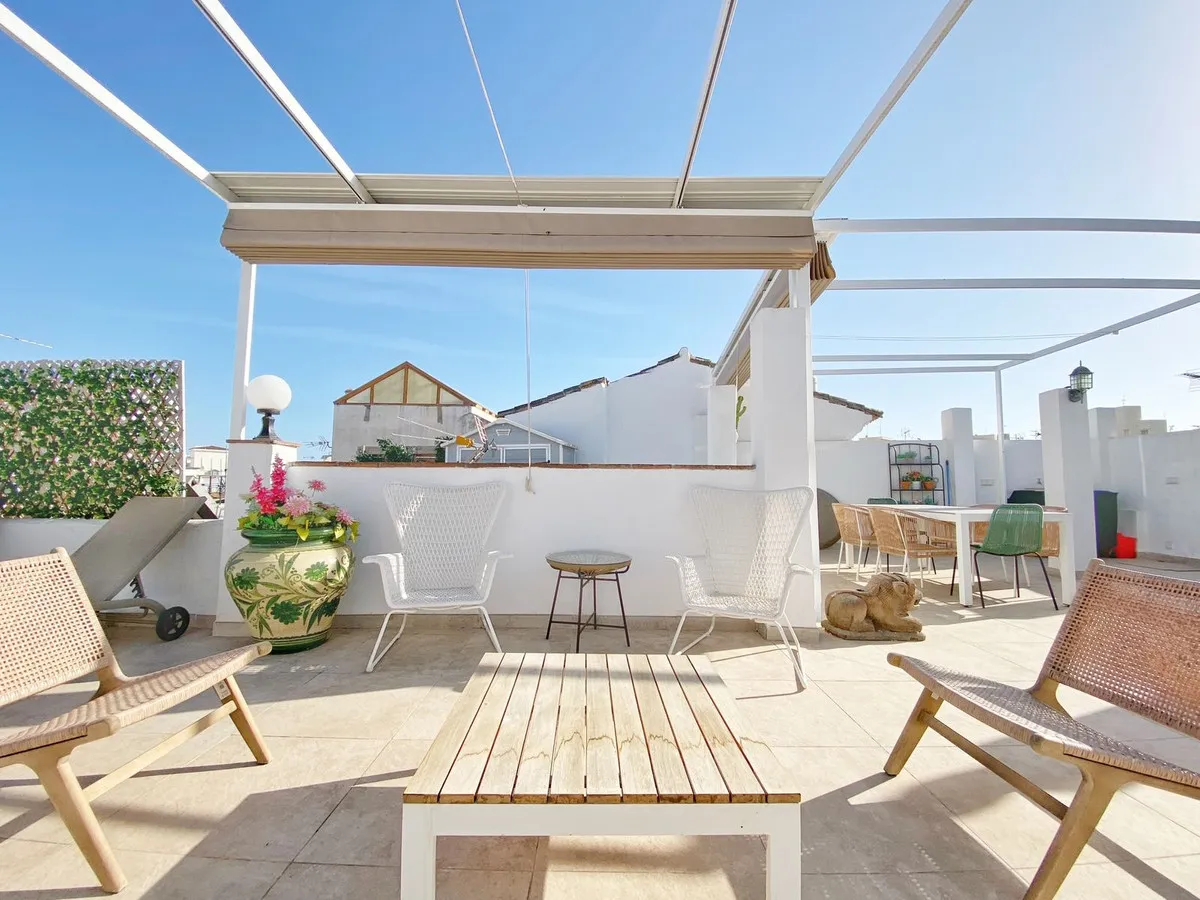 23ef5b5e-74ef-407f-8c7e-0b1c857951d9