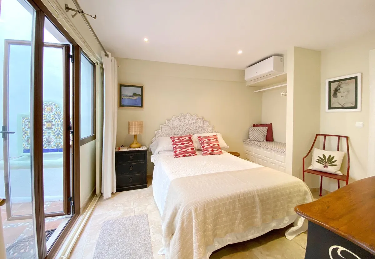 4abfbd05-54ce-4a79-b150-c2508d41a637