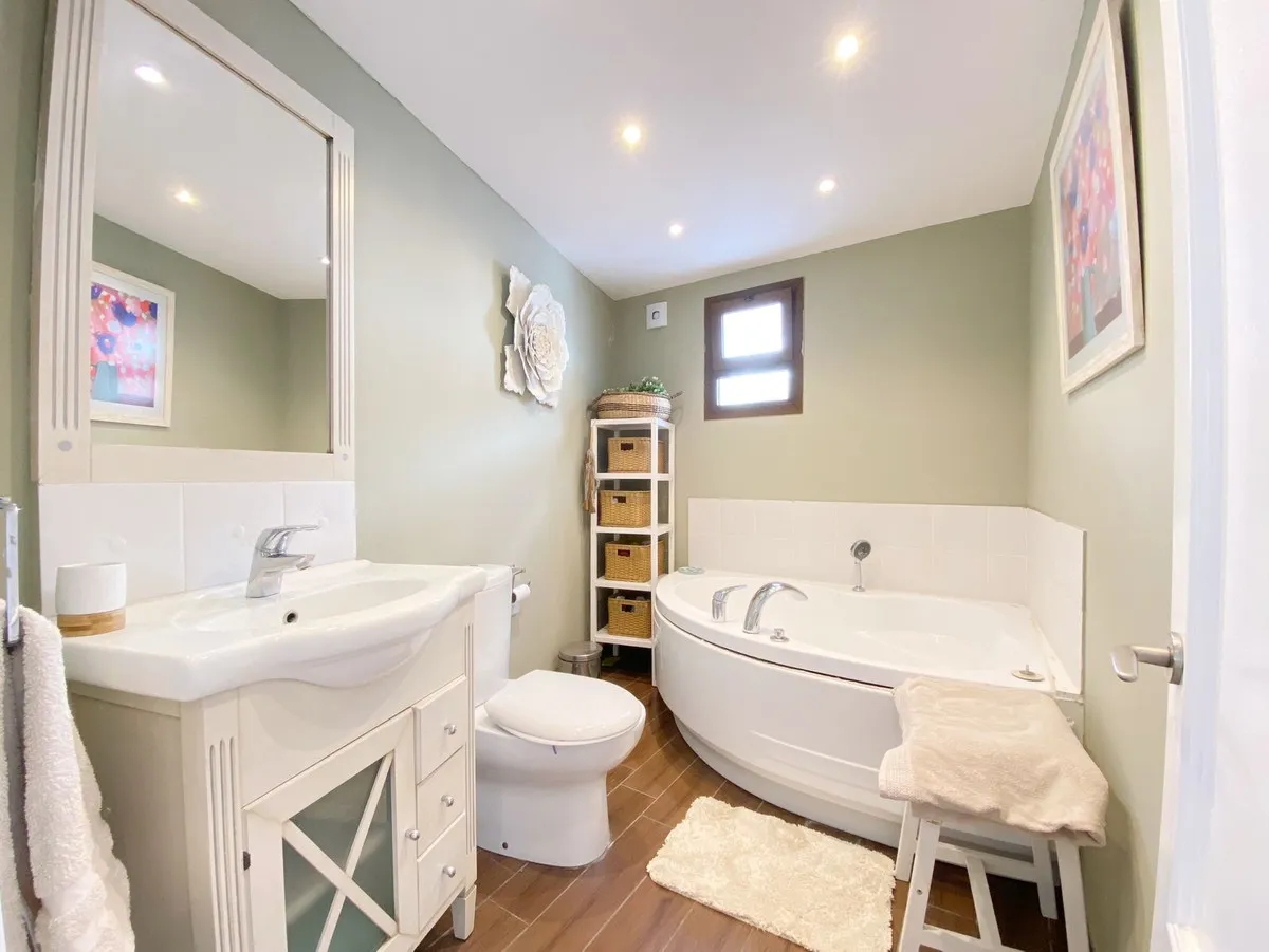 bf276c6f-6dae-42b8-937a-497f967dbff7