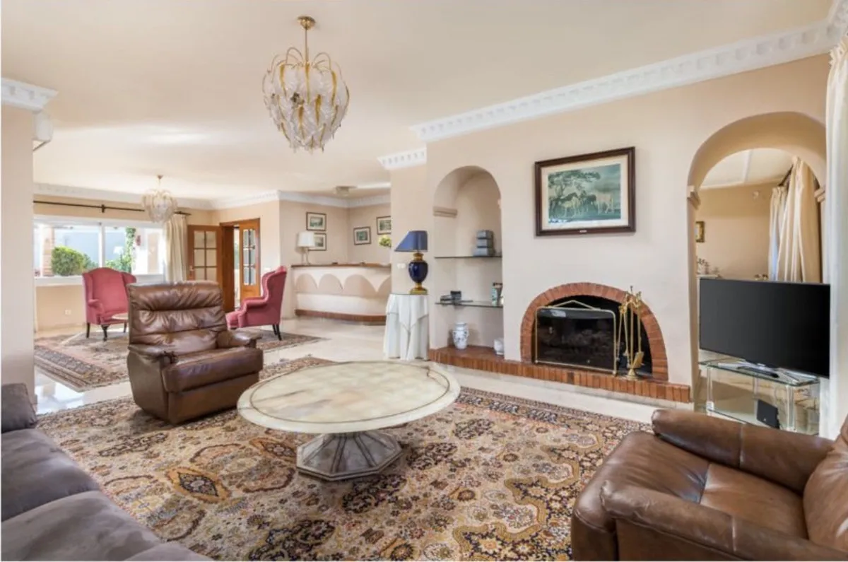 8377f0ae-79a2-420a-b0b3-ec342257d784