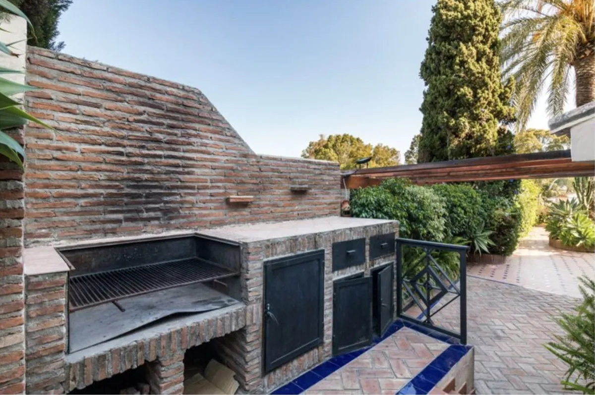 96863af1-d5a4-44a2-9bba-e08df8d8ae1f