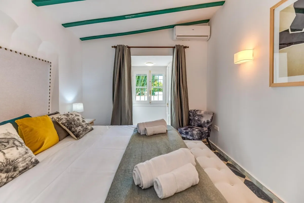 1b316842-f5ce-49e2-9273-ee3eecf30a83