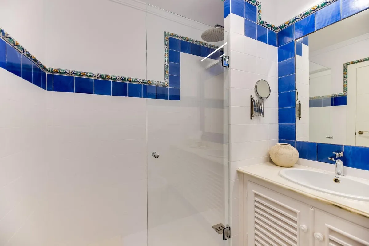 e5d8f2c1-0e93-42cd-85e0-95618ea7fccf