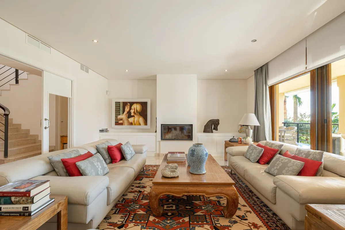 626b8123-5687-4475-b8f9-bf02df5d7132