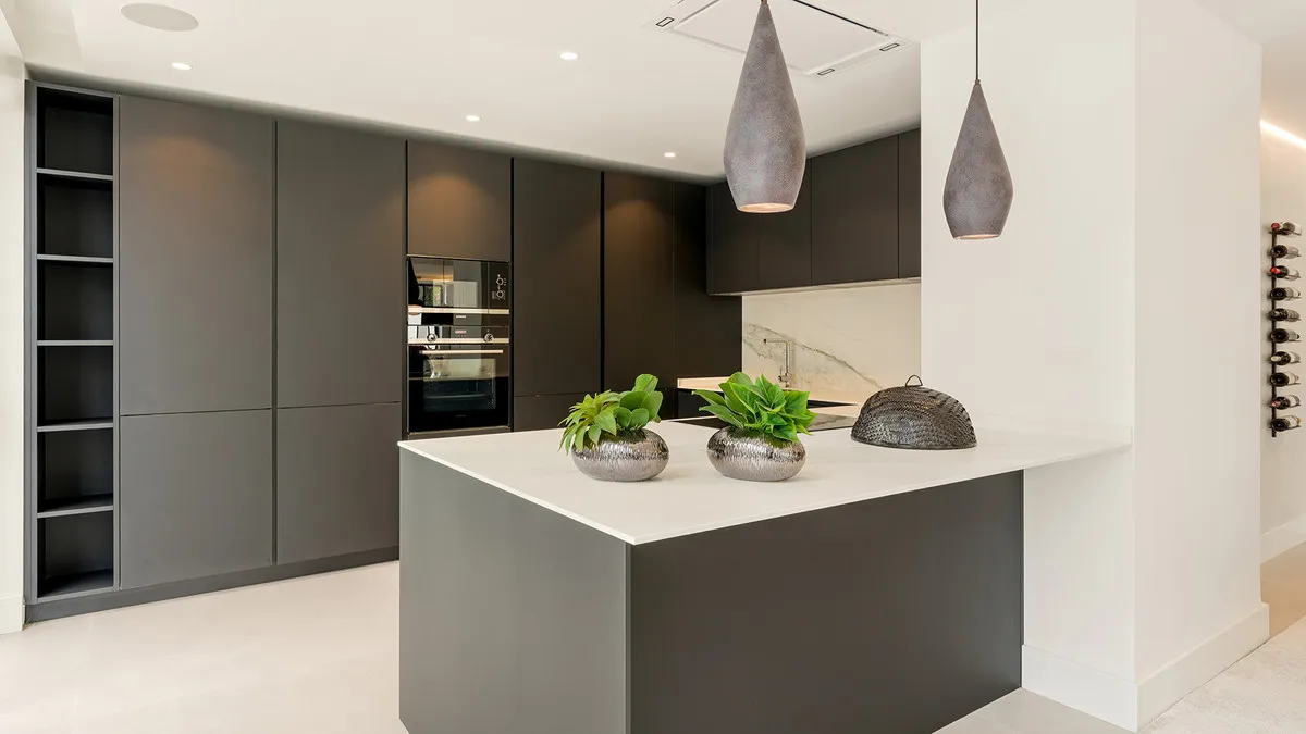 22fbe5f0-3860-4725-bb11-985bc996560b