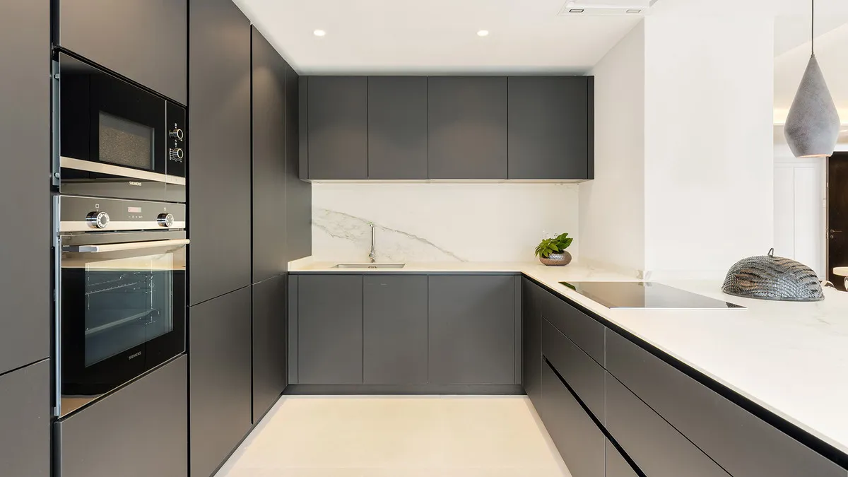 3503f082-dadc-42e4-bf83-90cd9b2c8a52