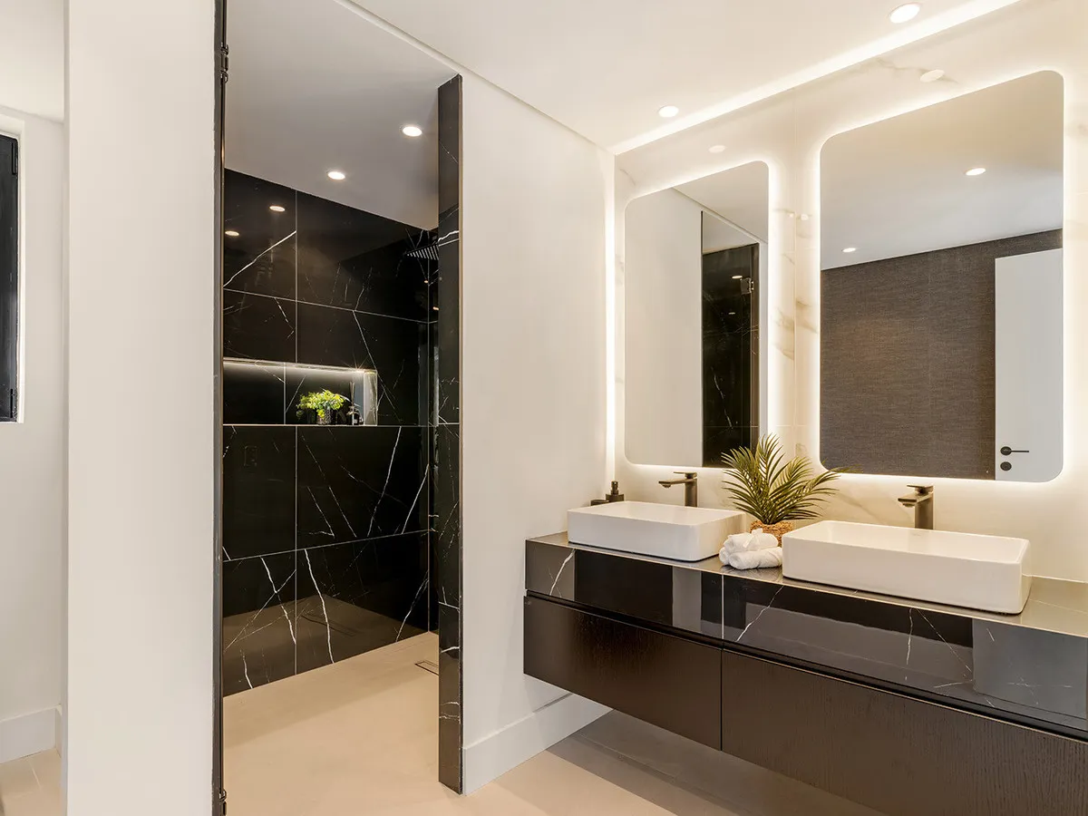 428dcb0f-c125-4e2a-b921-91dd42637892