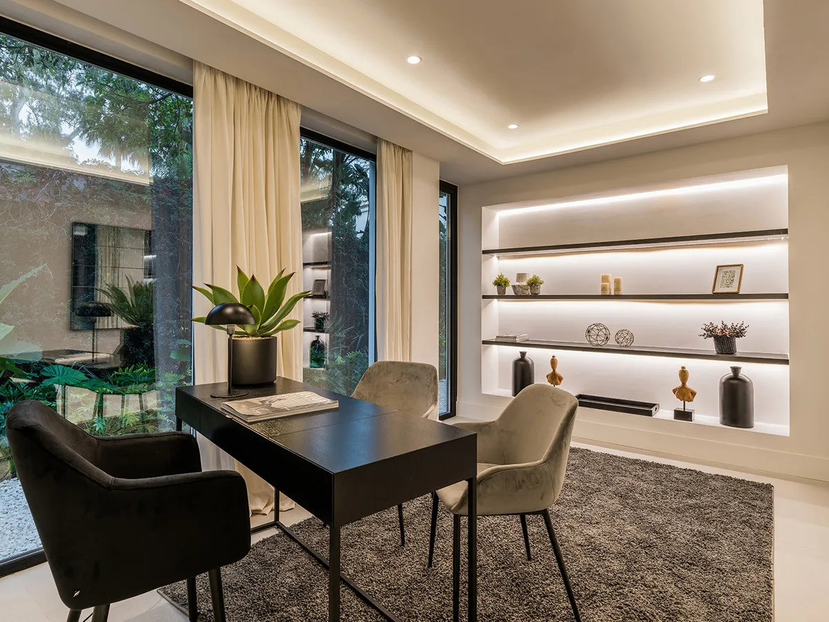 ab90797e-d449-4471-a19a-0b7e9511344e