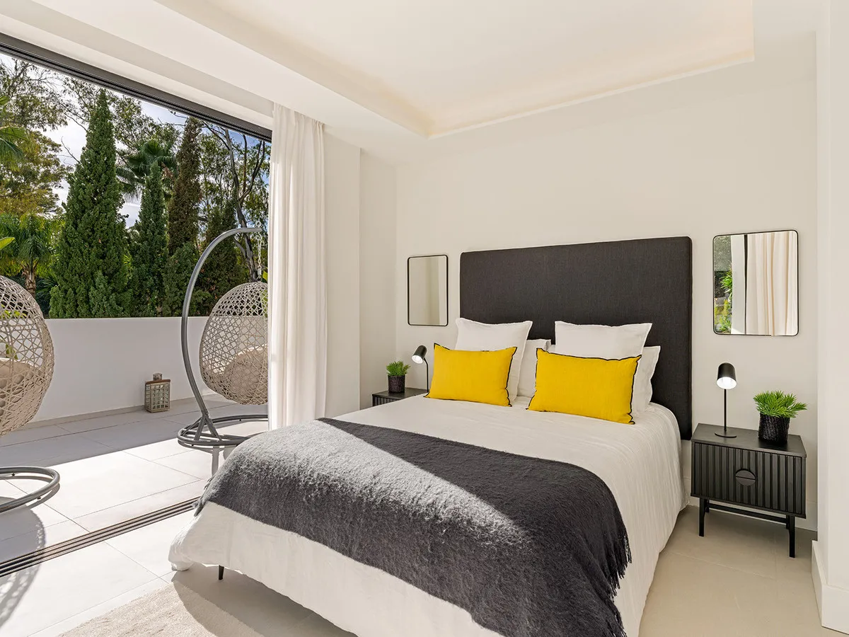 af40d992-9089-483f-8424-40b20dde9a33