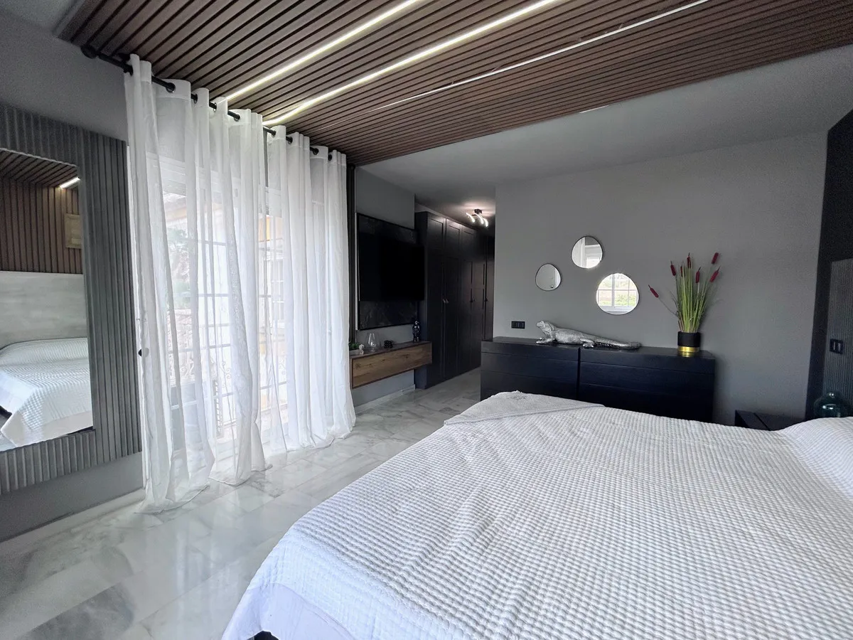 c23ba81a-b662-4be8-b5be-5c82953aae32