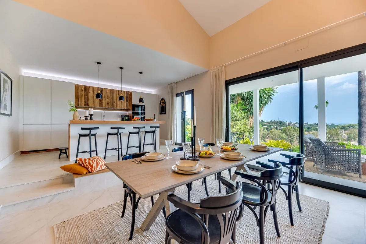 64cdaaad-d65d-46bf-89d3-5f3483d510cf