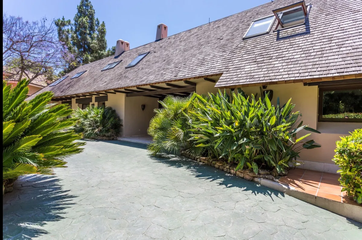 3bce054f-78e0-44a9-81a3-4d24176179d0