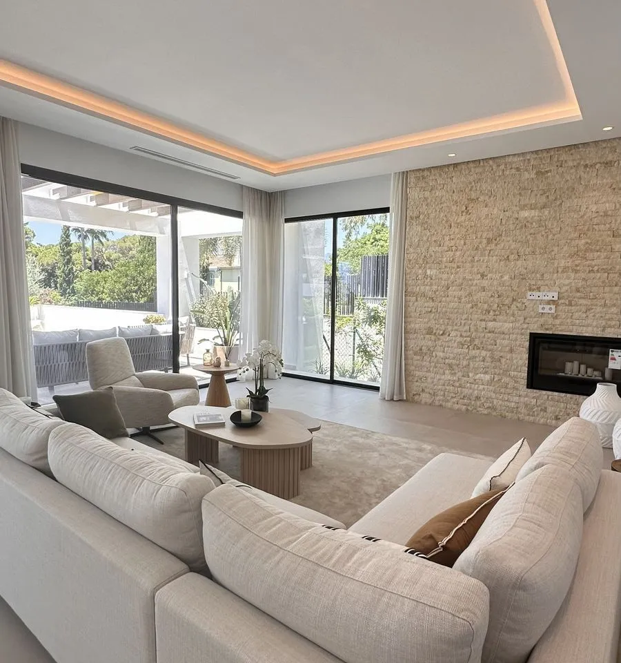 9f9629bb-484a-47c7-a742-b1d8a77474d1