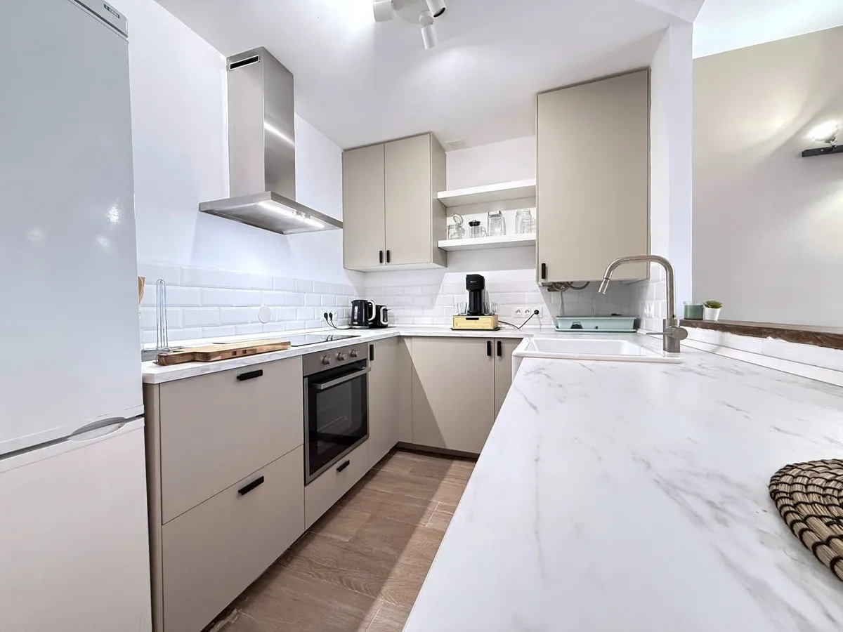 37be64a0-367c-47d3-9200-680149632184