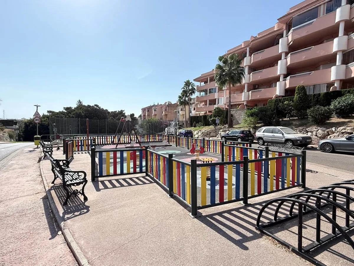 3f8ecc36-b2b6-48cf-a184-37ac88fc582e