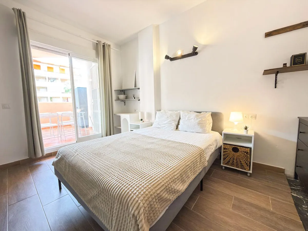 70934db9-7f37-44a0-9b76-85322273973e