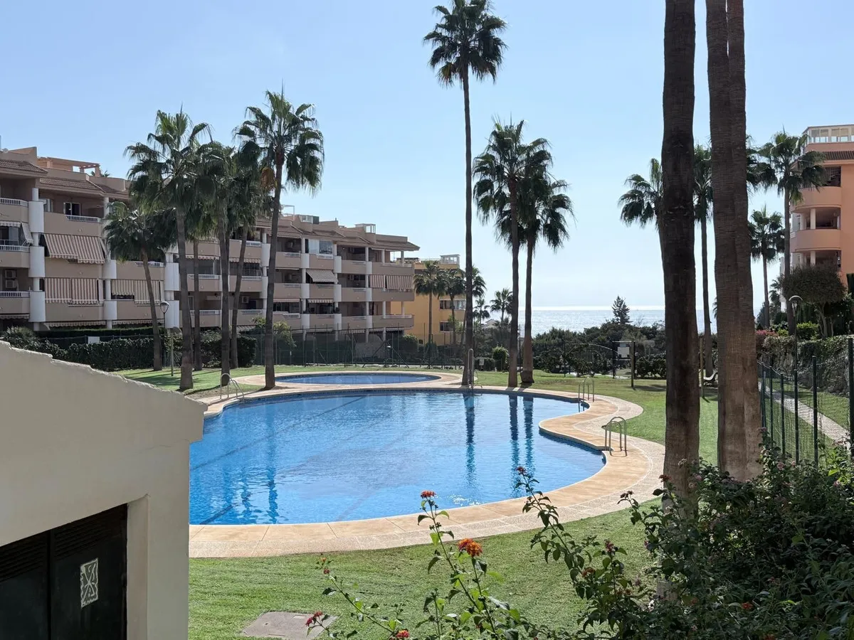 d3cc584c-7438-49e6-abd9-03cd311c431f