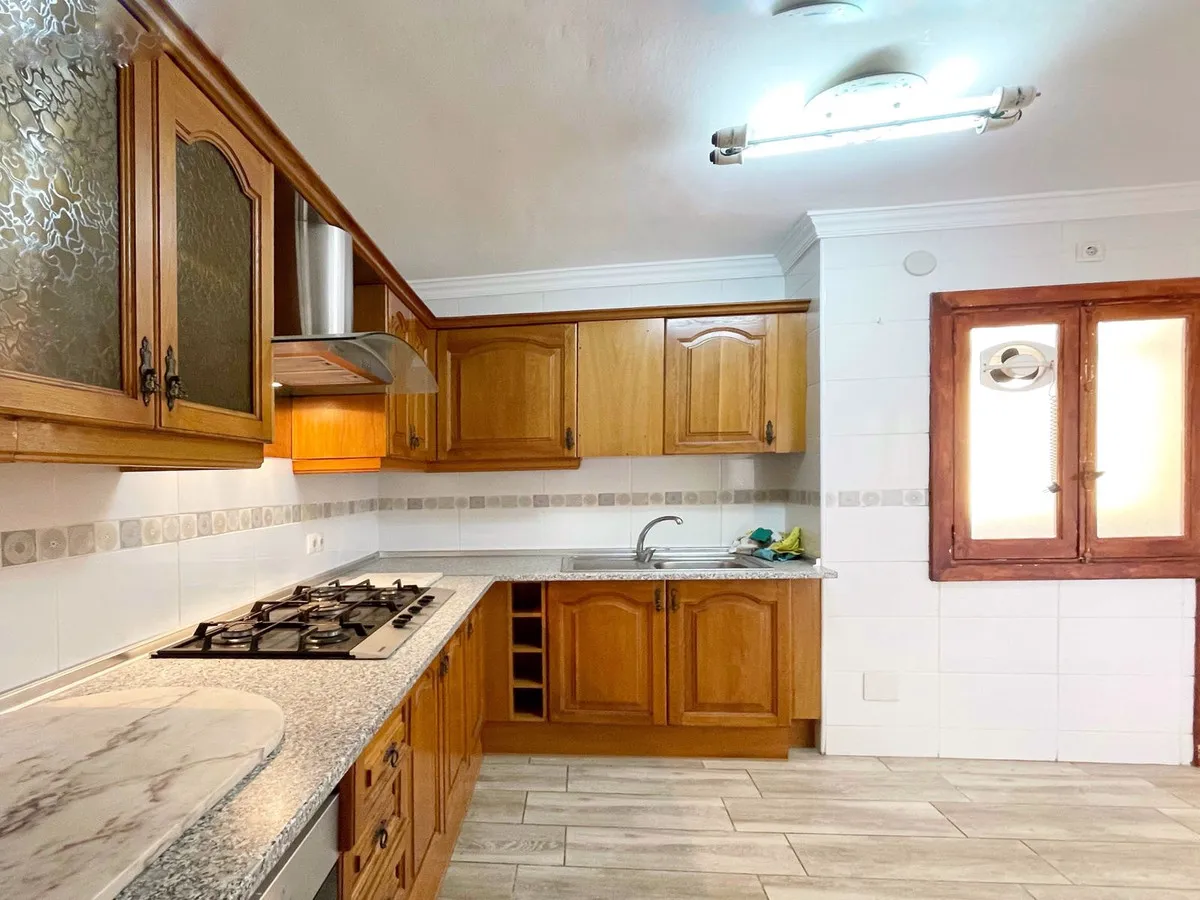 5eed8bdf-ff7a-44de-be4e-a7ab41a24335