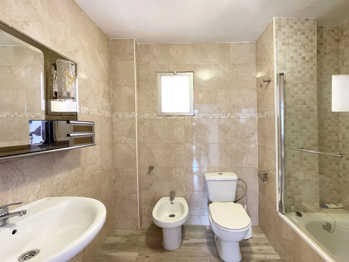 7041e147-18d5-432d-a21e-de32b3991982