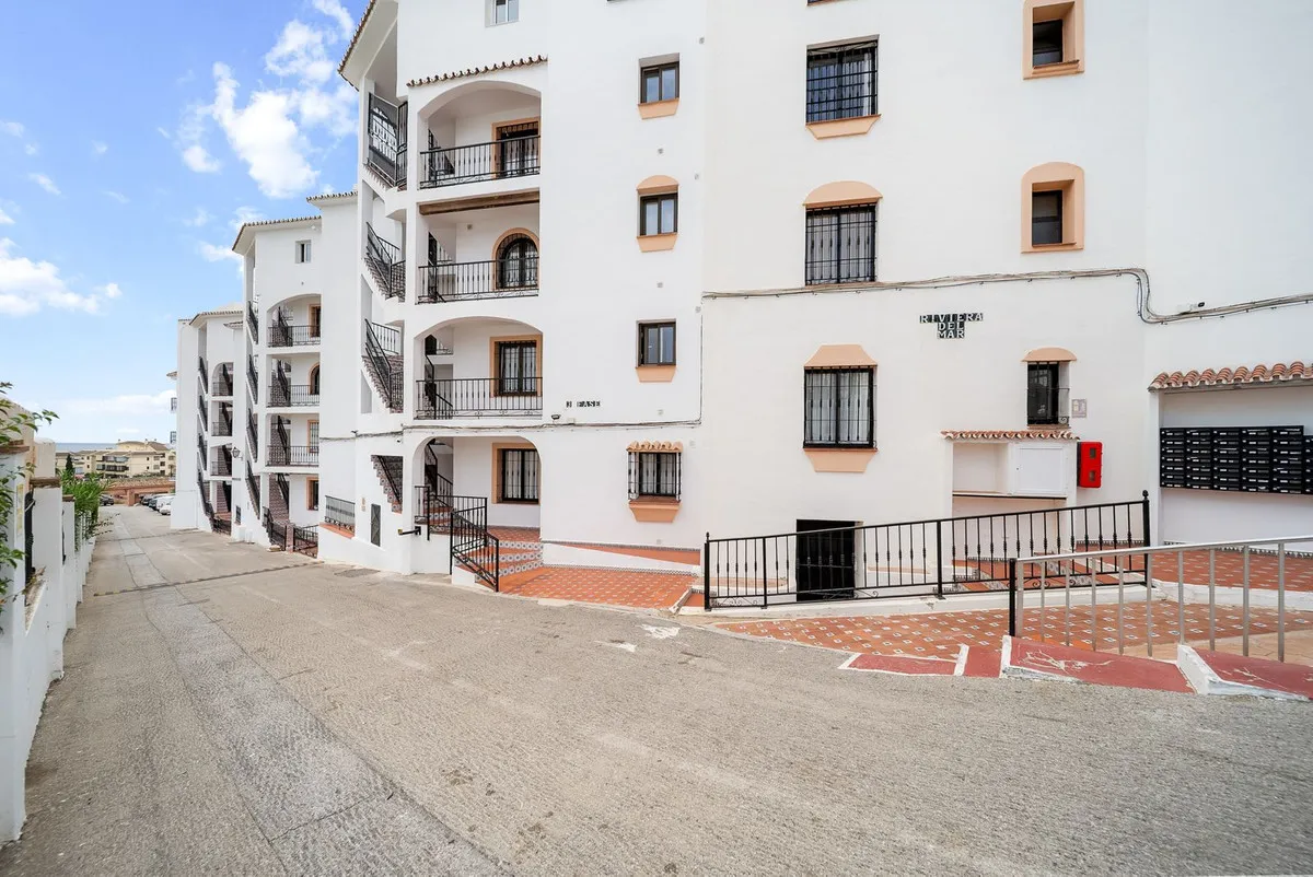 1f2b0904-439d-4fbd-abc6-ca25266e6764