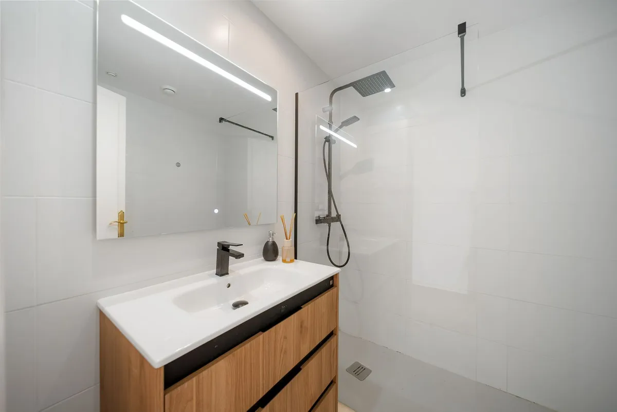 d504d351-5eaf-4bbb-a5cf-8a1c3c6fcc85