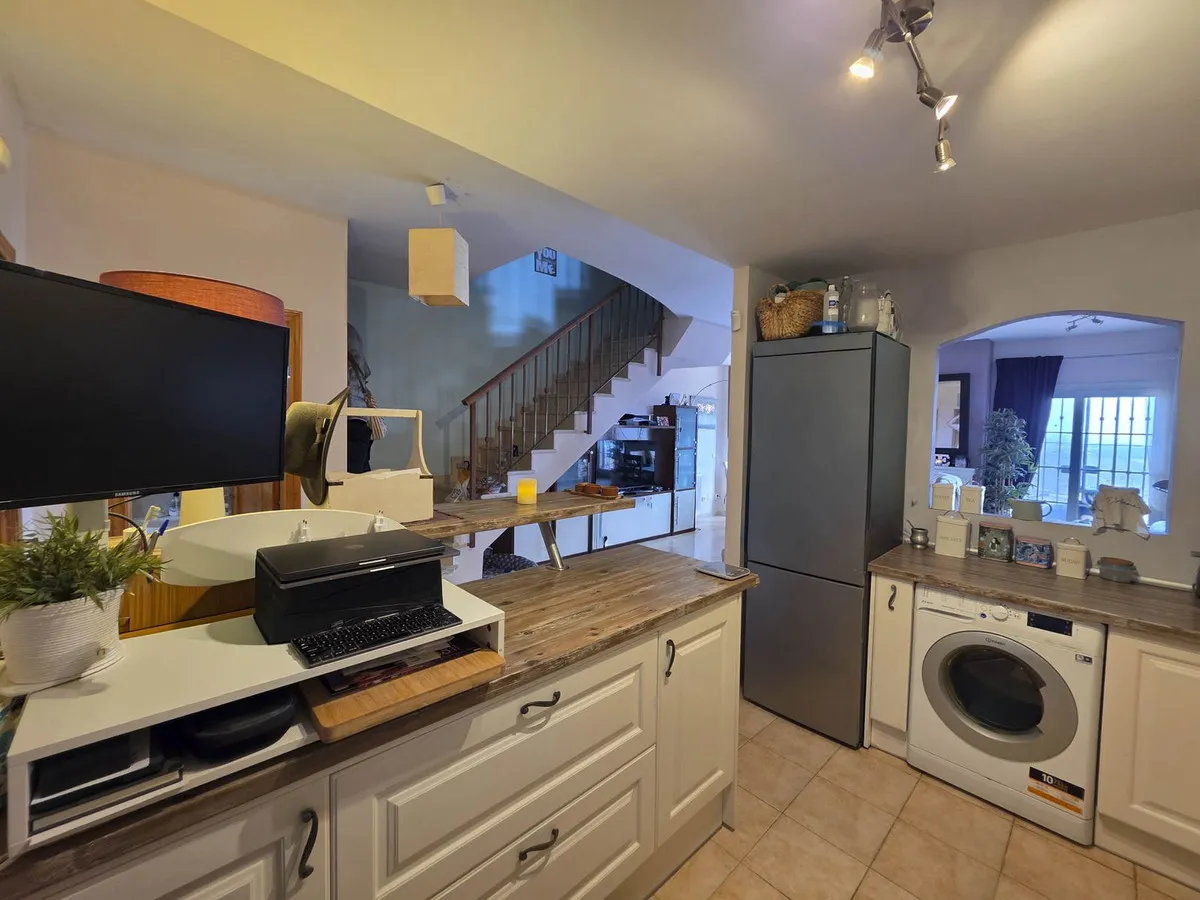 7d8c27d5-181e-49e0-8967-db53ad968d79