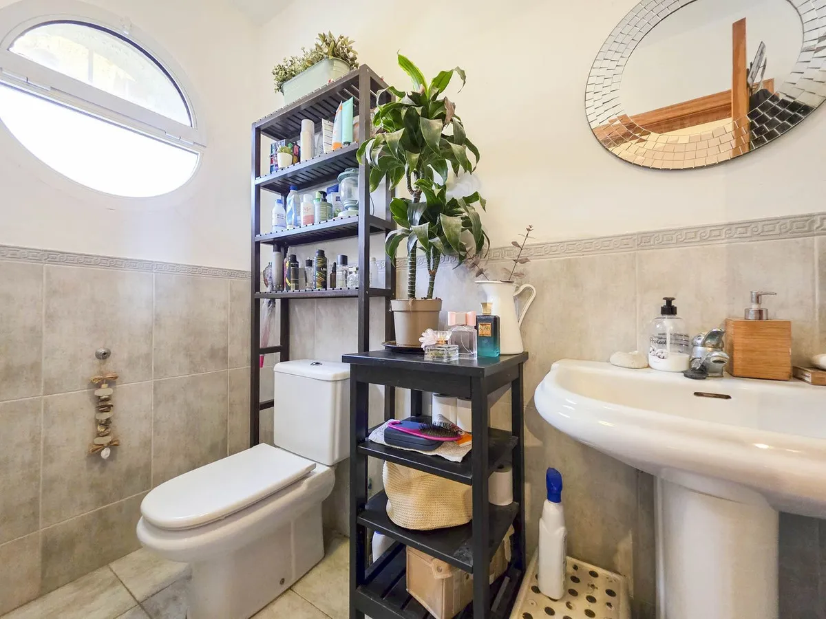 e2ed67a2-2f90-48d1-833e-305240ba5816