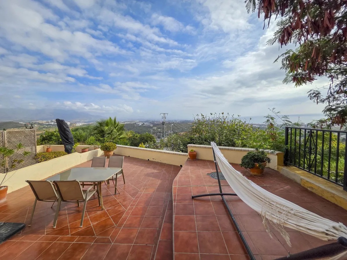 fe970429-ce66-4a17-aeca-9c052a03ee9d