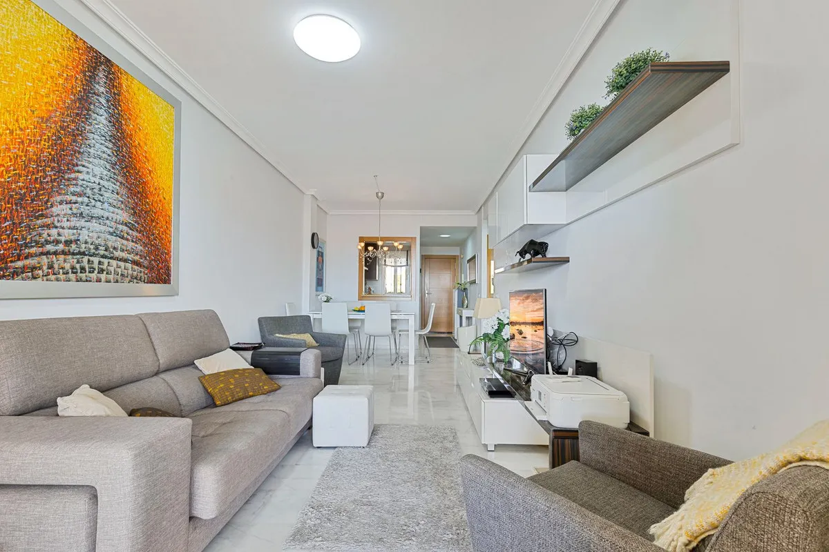 378b8c28-2f8f-400d-8d99-ae574560fab1