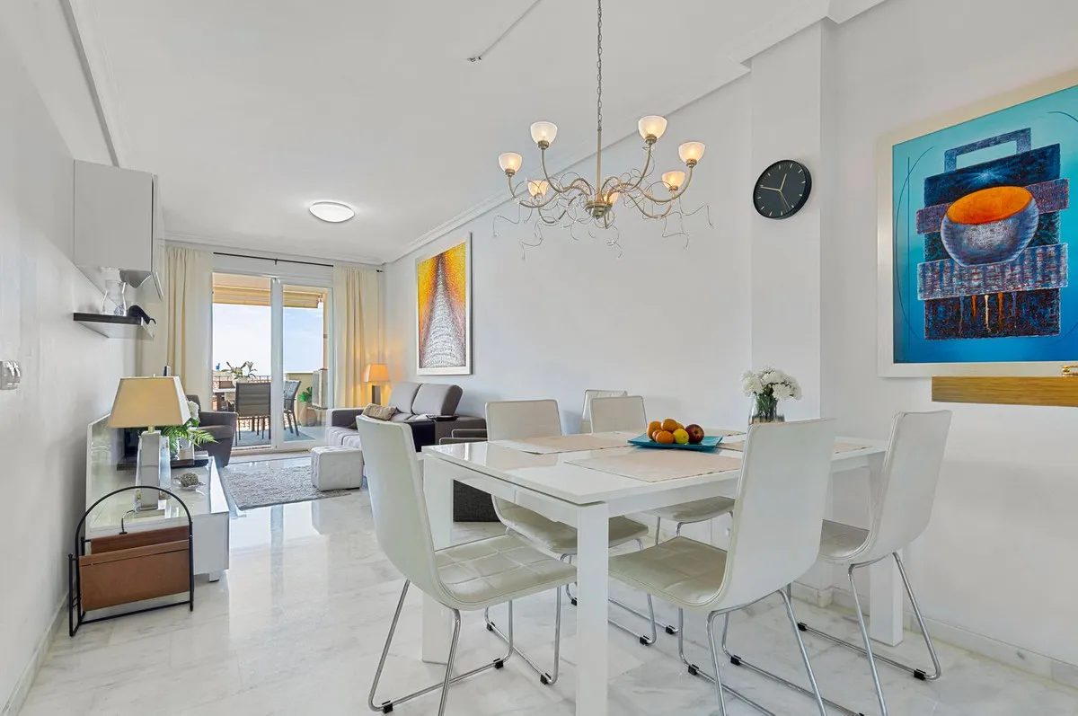 48f9d57b-2072-4078-9d84-c840cca2debd