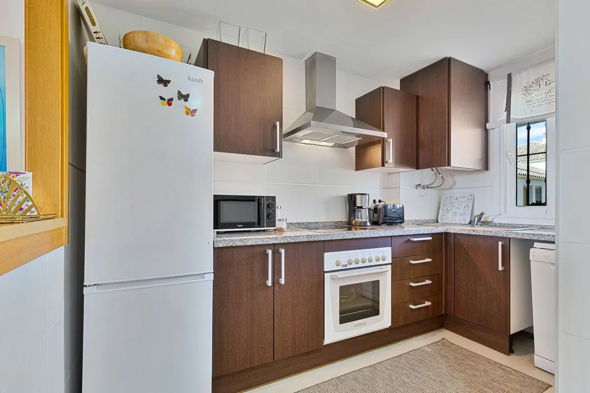 cc7b59e1-1a37-40de-a095-f2d237a48d7c