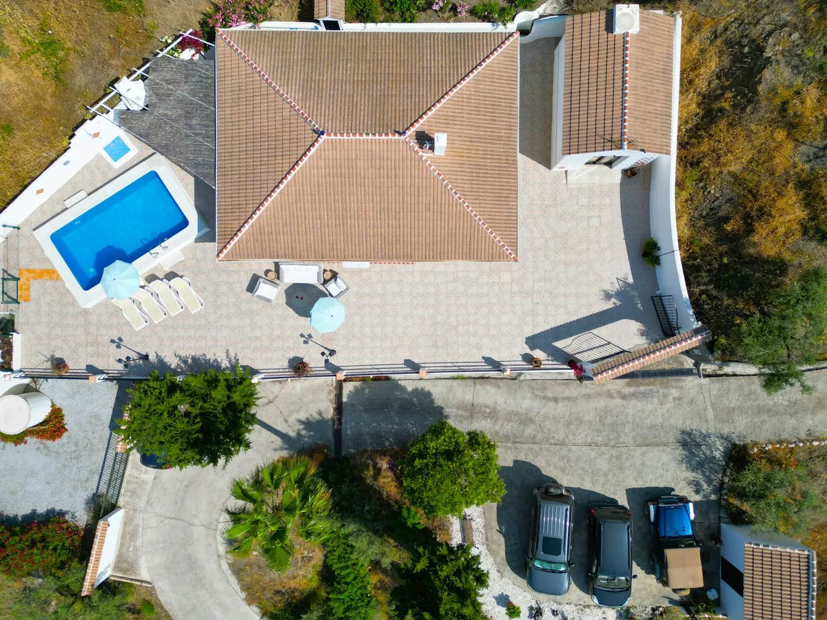 336053cc-77e6-412f-9b54-c7d45ee011c3