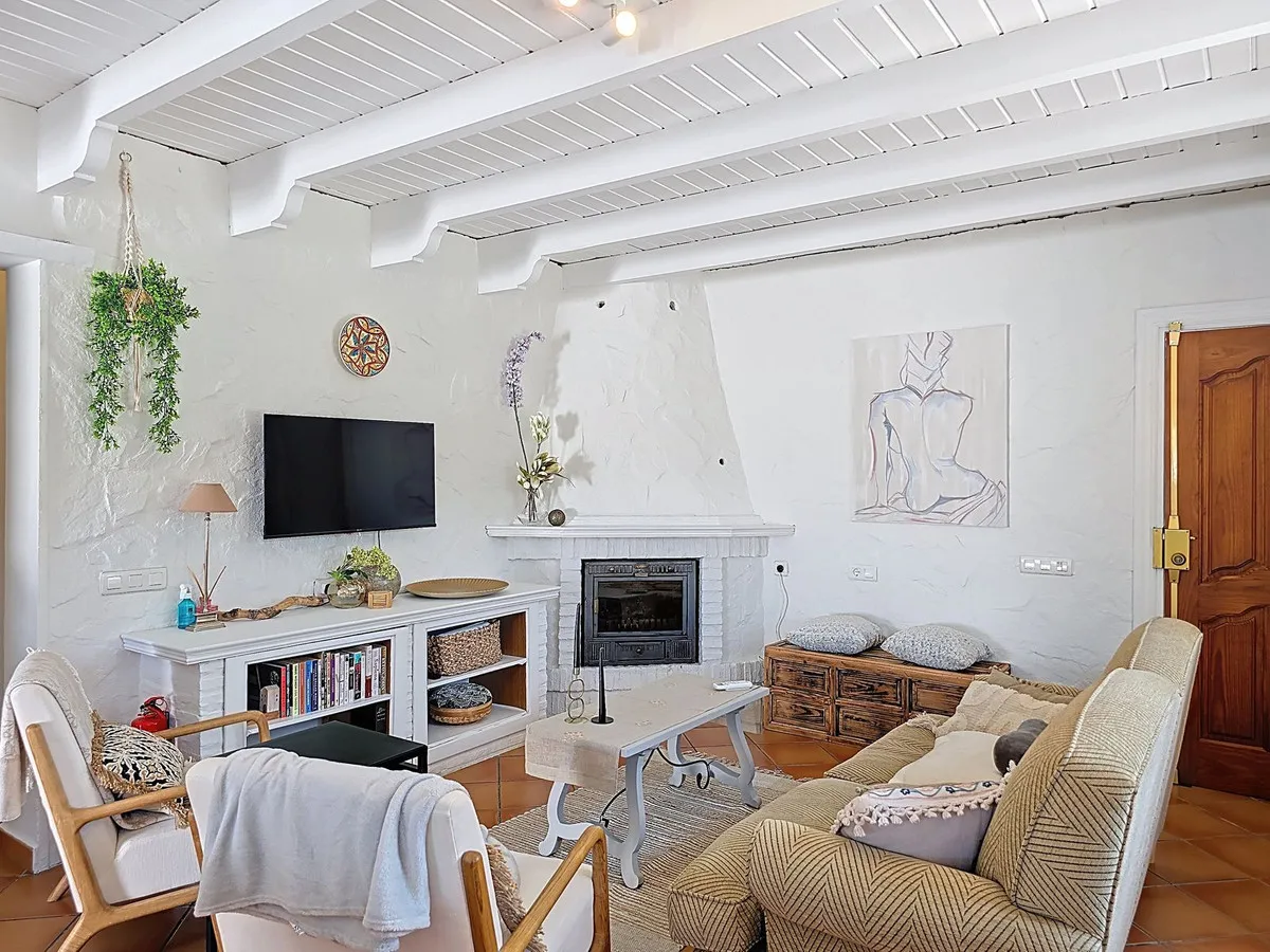 4facafee-a139-4e90-a224-f3a5652e47ba