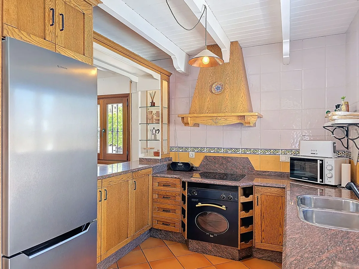 8d9df882-794e-451e-9b6c-9e75ca435779