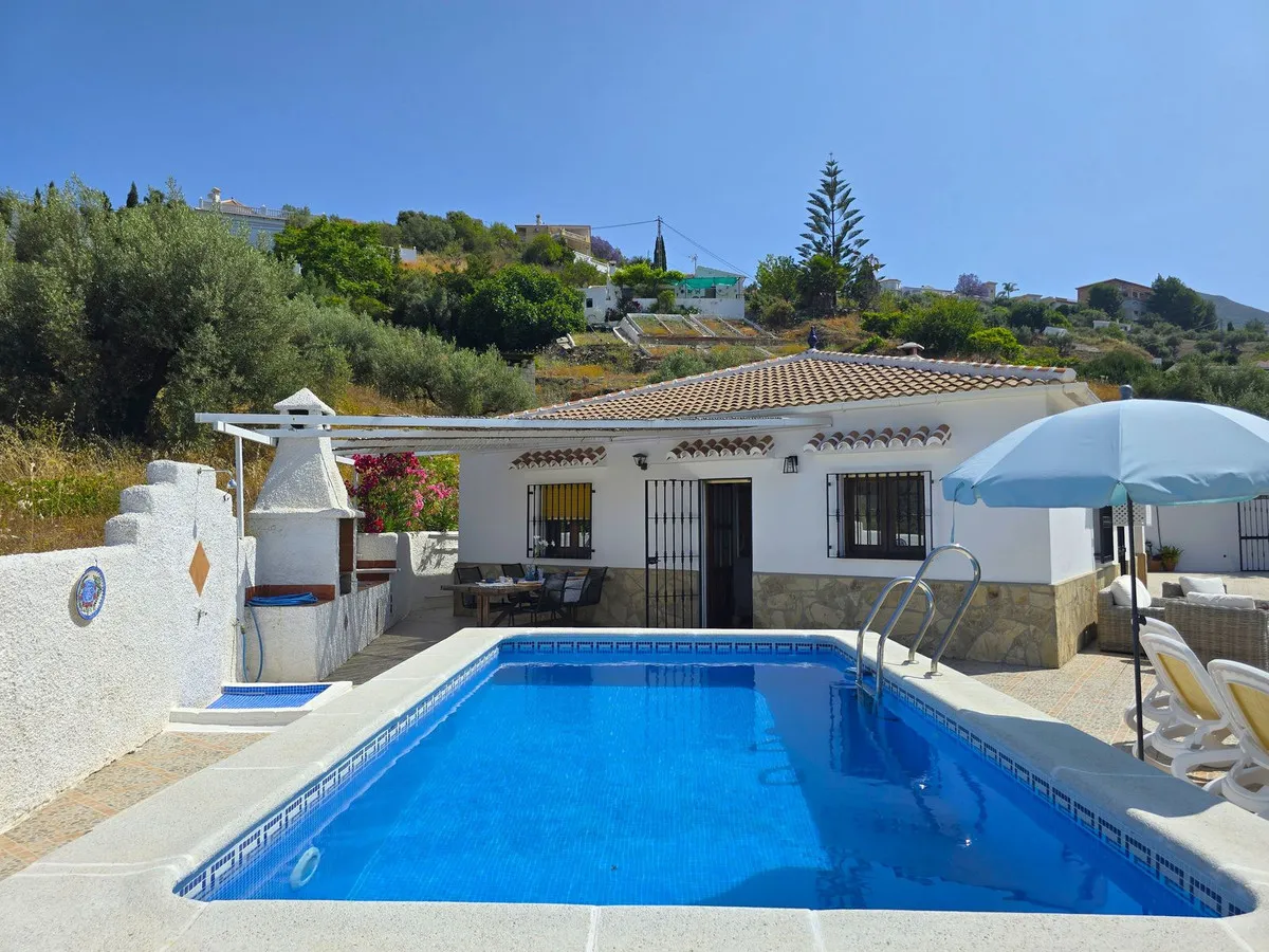 a1a3533c-4a2b-416c-86a9-11d3d4f20baf