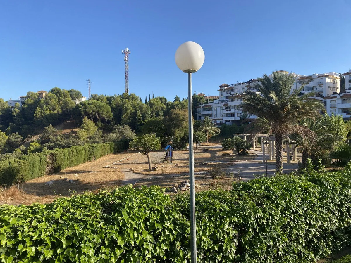 dc07eb7c-557b-4127-b8cd-35f59edd427b