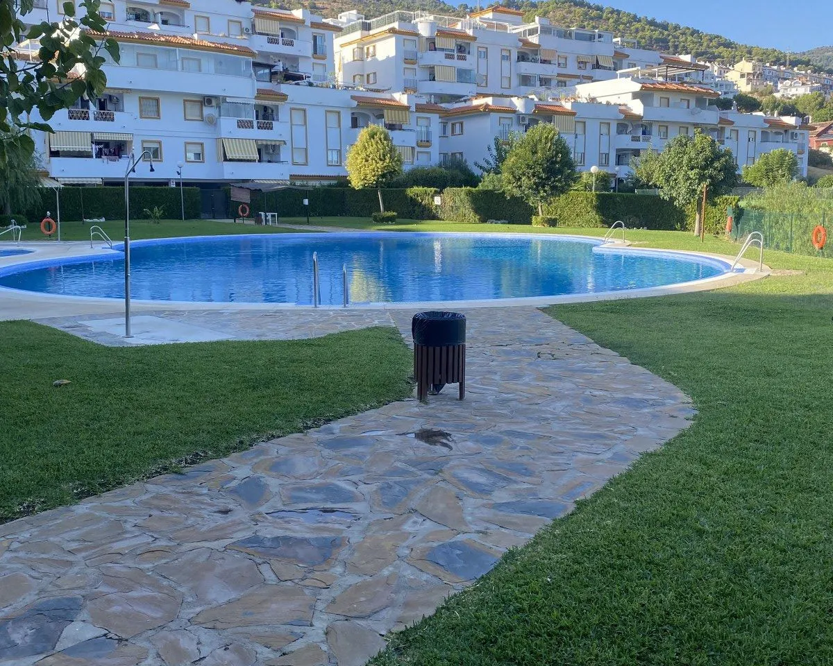 fd93db9d-2612-4c6c-9faa-063cc678dd47