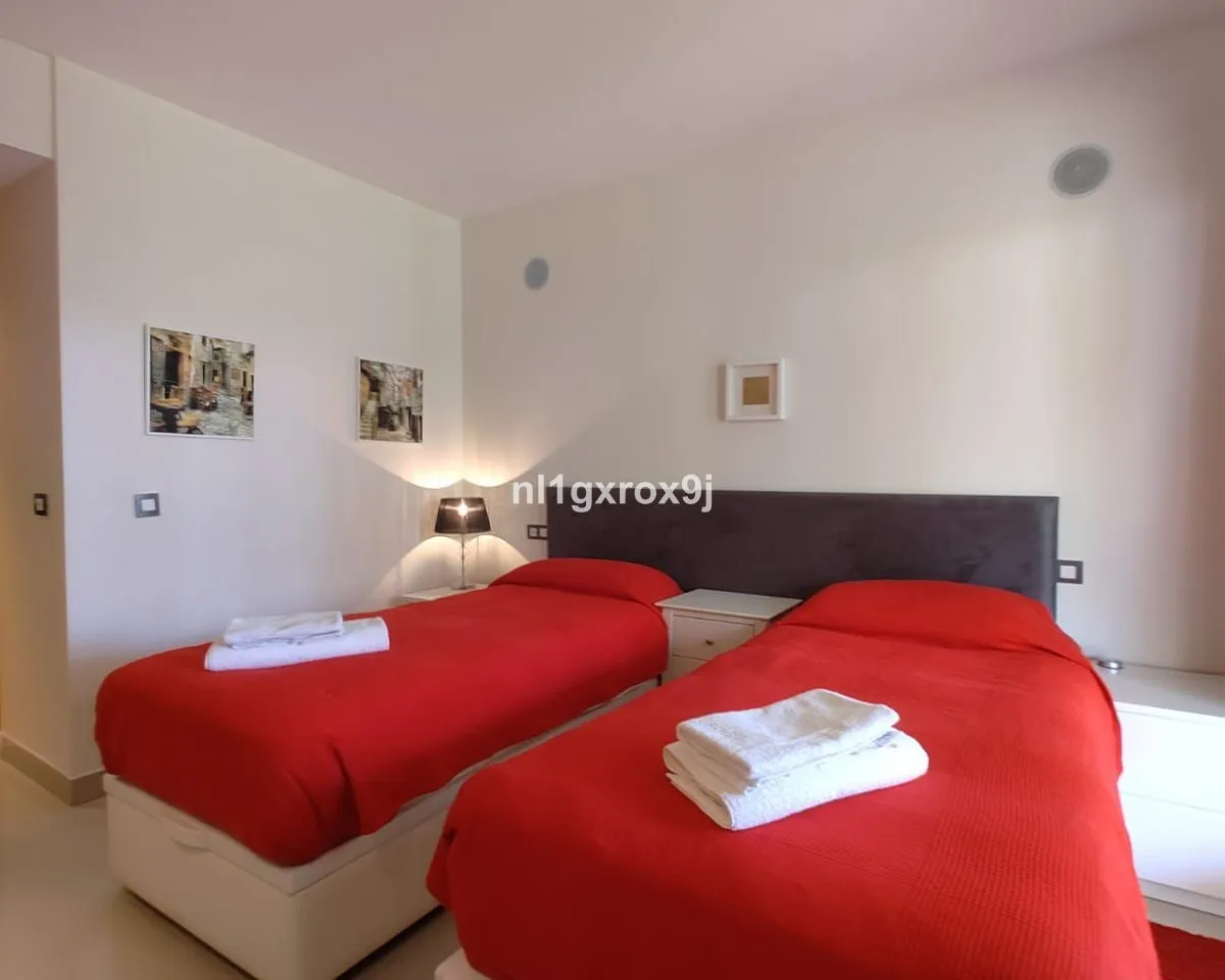 9b587c88-8e38-41f2-a3c8-d6d0b43afdda