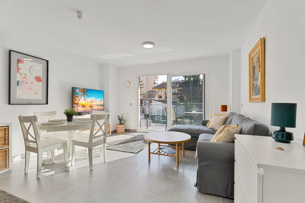 47431722-0647-413b-9a5f-b8081a27d972