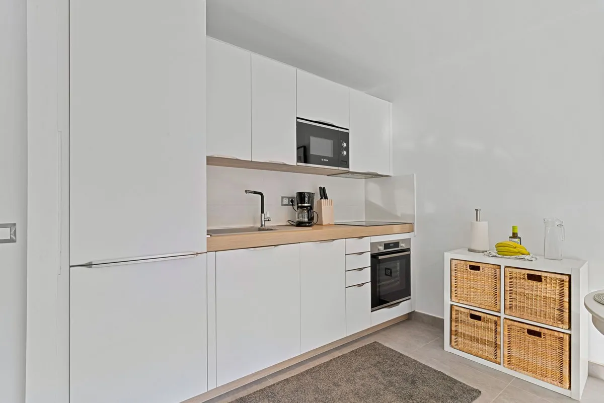 74c6f822-355e-49fc-a908-ec8c1a1e4e2f