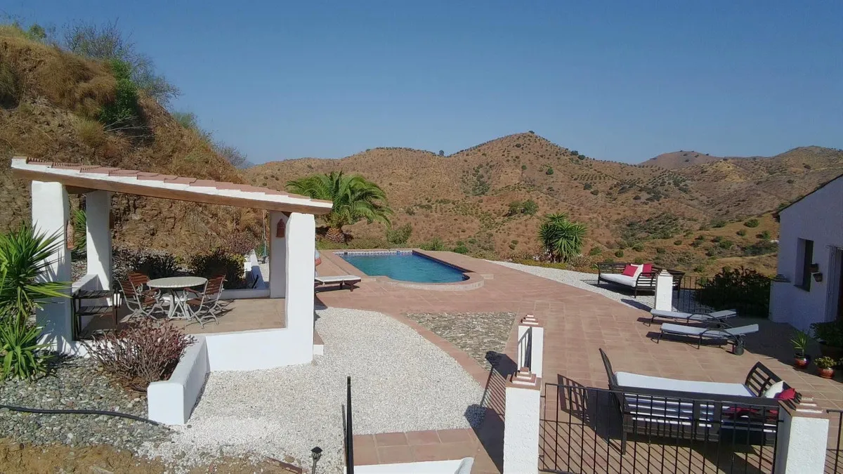 106b2955-938e-4276-86e3-b1740a7cc5ab