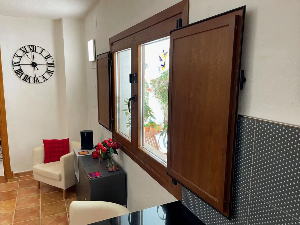 1c0af706-27d1-4f43-b41c-451ec359be58