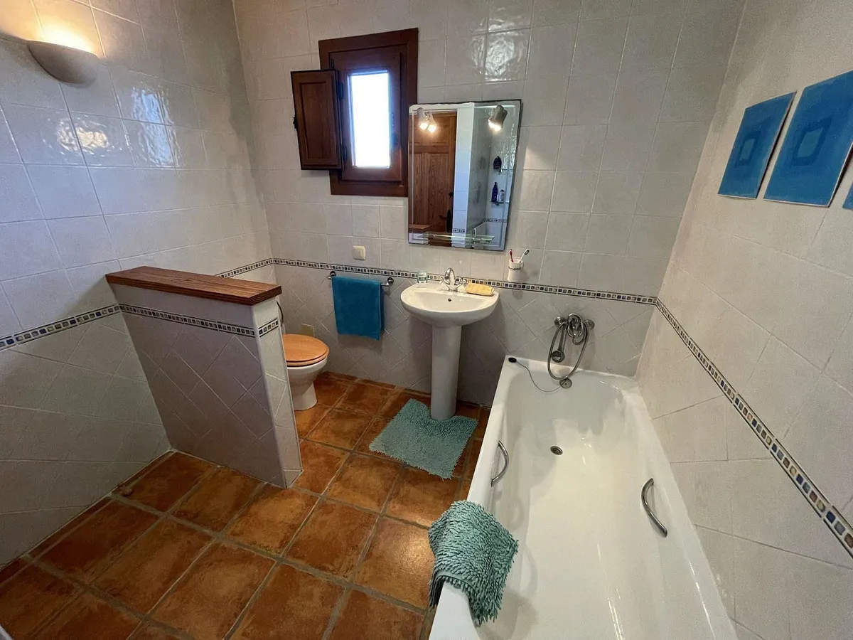 1ee921f2-7d5f-43bf-a2cb-55e105256b8f